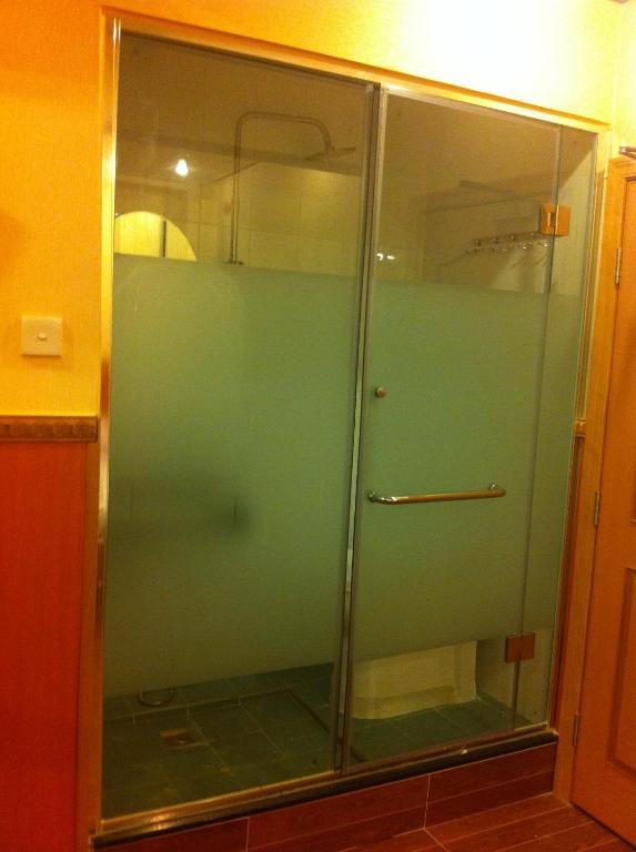 New Garden Hostel Hong Kong Room photo